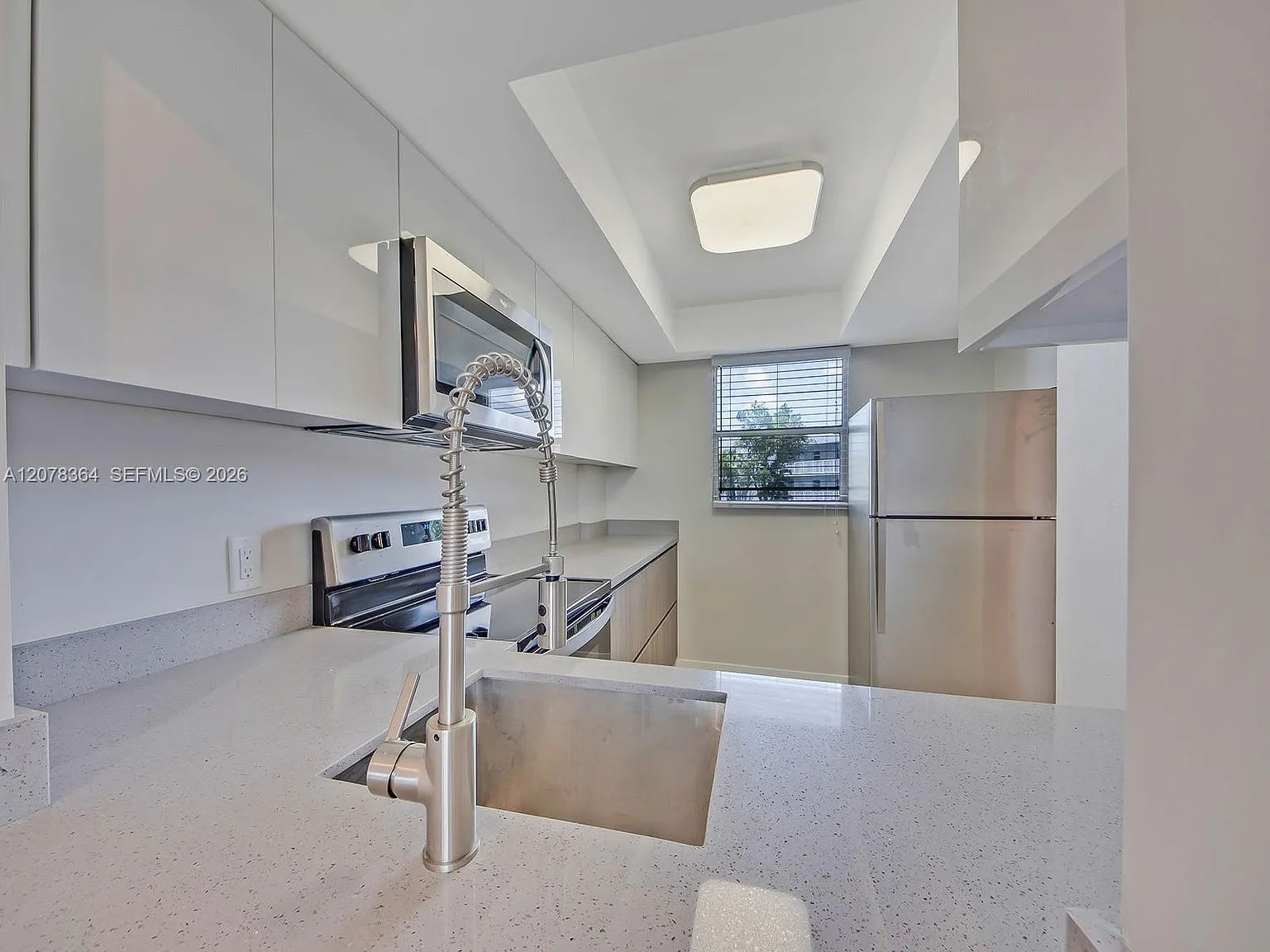 Royal Park Condo — Photo 4