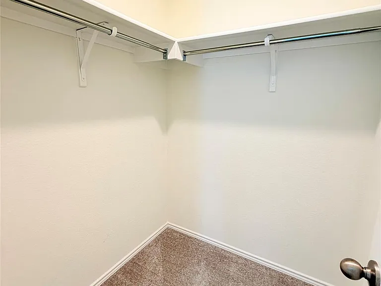 4406 Venticano Pl — Photo 37