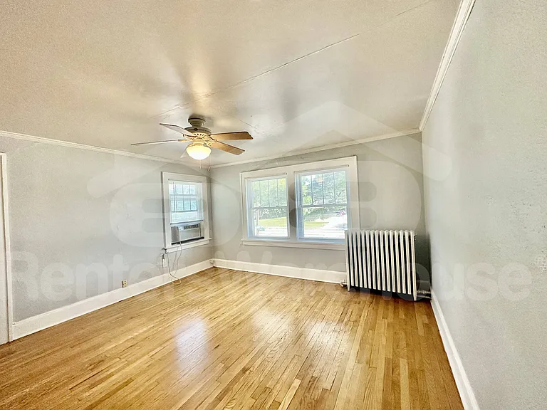 2300 Beaver Ave #4 — Photo 3