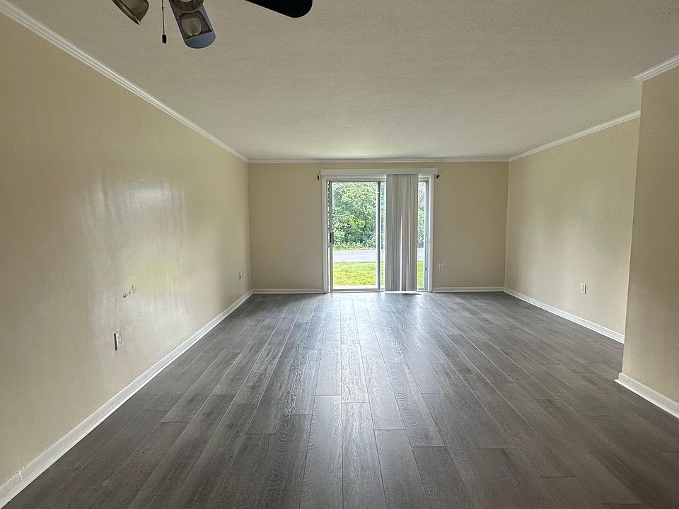 1st image of 55 David Ter APT 17