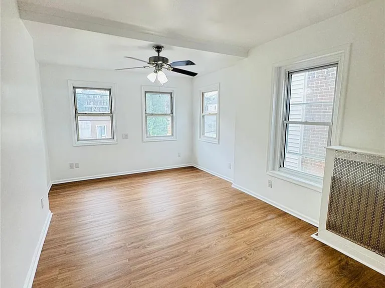 622 Cleveland St — Photo 15