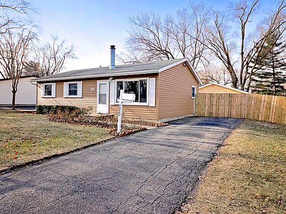 3rd image of 36248 N Edgewood Dr