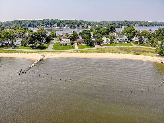 2nd image of 88 River Dr