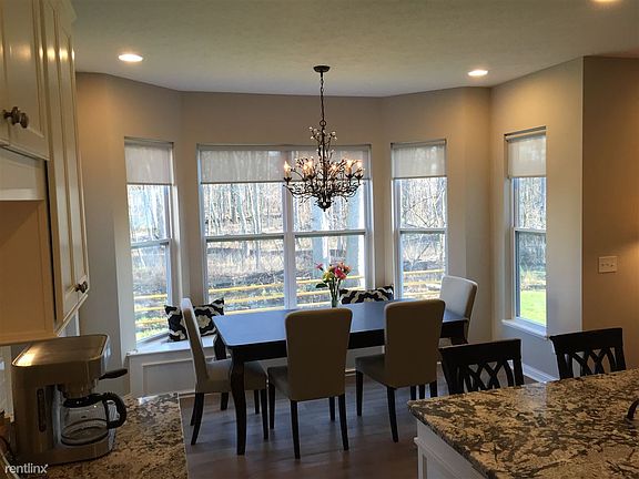 Dining area and bay window