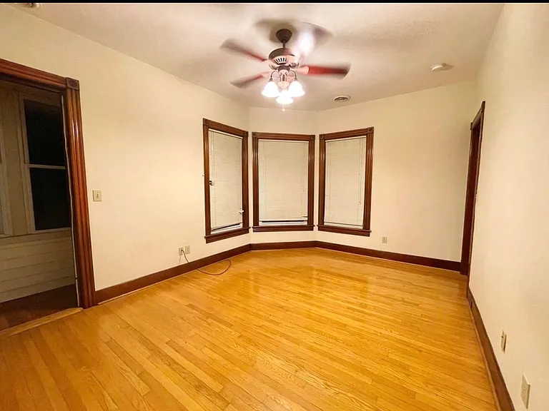 146 Morris St #2 — Photo 2