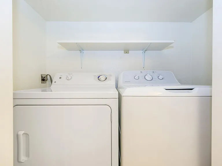 Rio Cancion Apartments — Photo 107