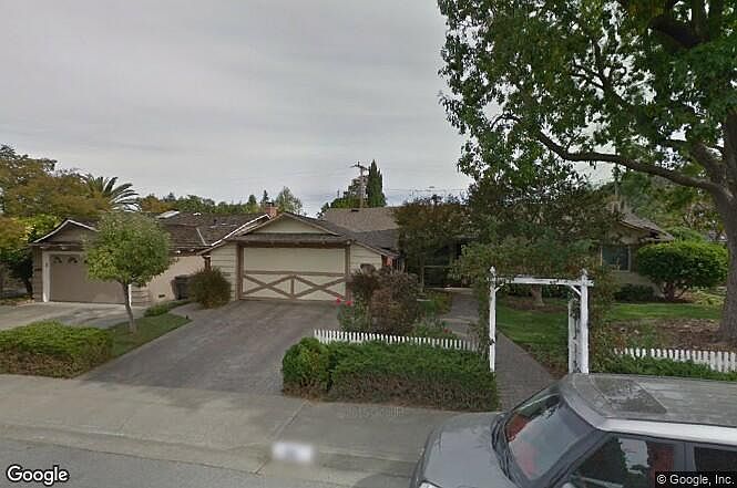 1st image of 168 Holland Ct