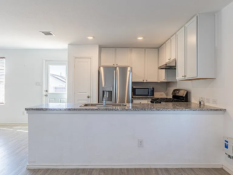 4310 Fluvial Cir — Photo 9