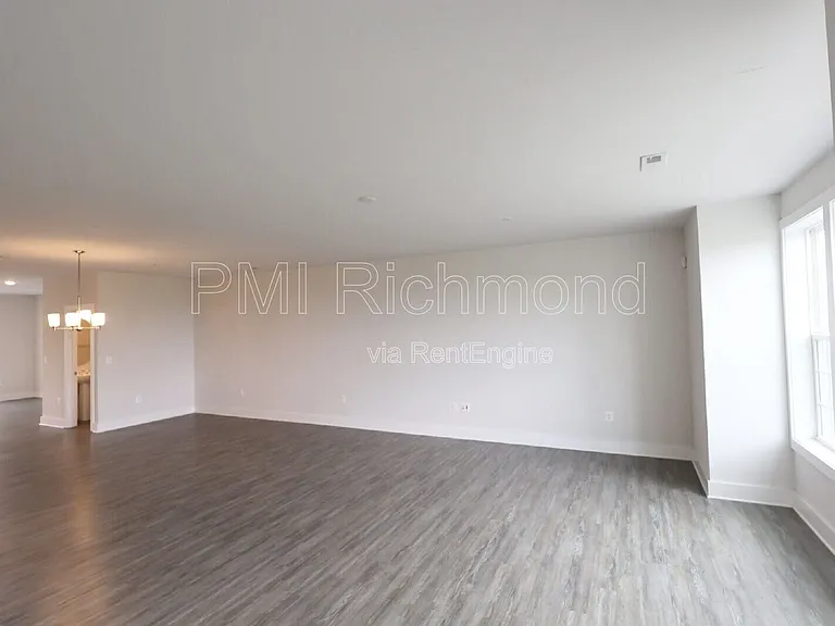 4344 Bon Secours Pkwy #B — Photo 10