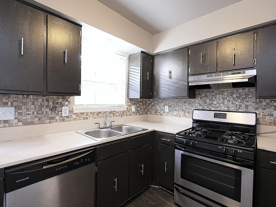 1st image of 8425 Ahern Dr APT 910