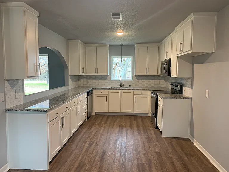 1117 County Road 1304 — Photo 2