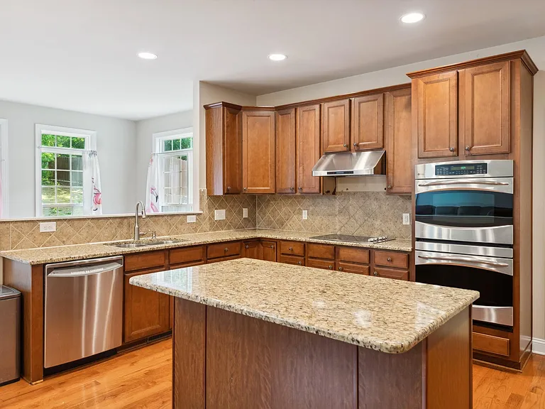 8620 Forester Ln — Photo 8