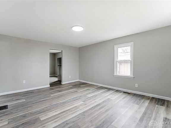 4th image of 1111 Lafayette Ave