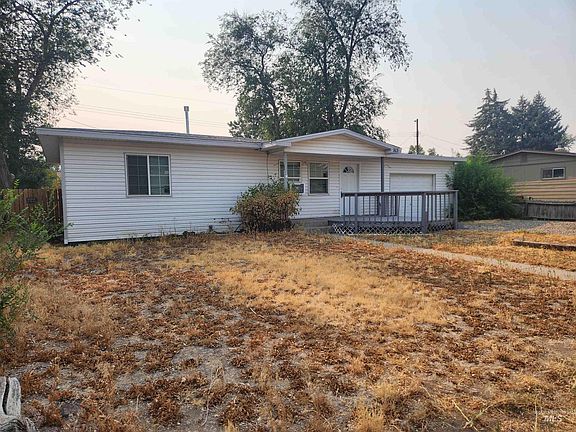 2nd image of 313 Baker Dr