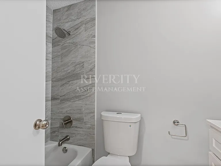 895 Brownlee Rd — Photo 17