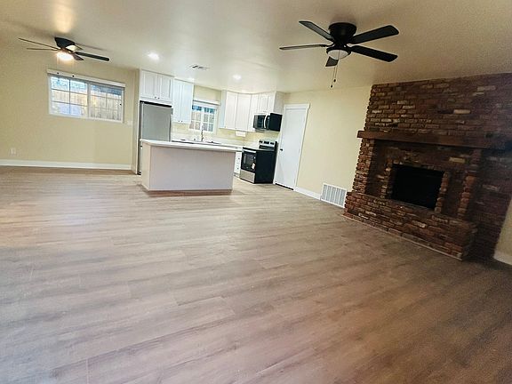 3rd image of 6772 Solita Ave APT F
