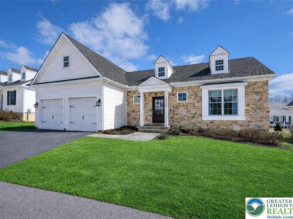 1st image of 4459 Old Saucon Rd