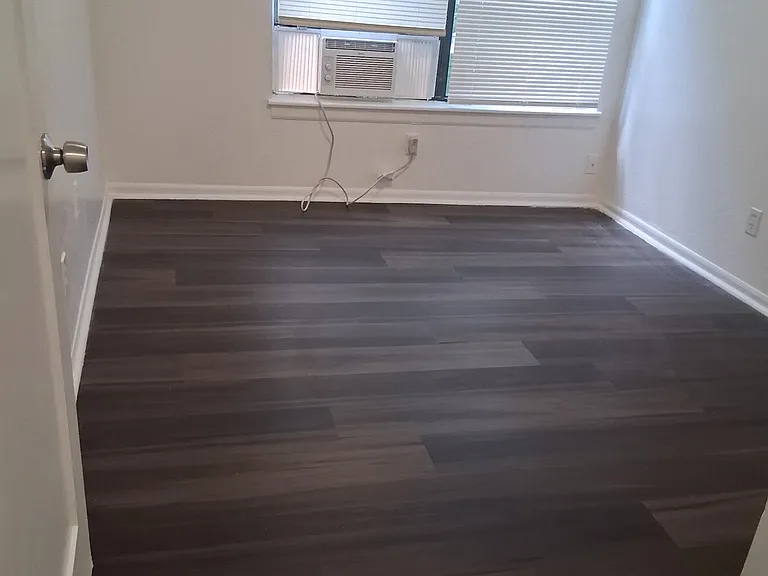 2704-2706 Benton Blvd #2S — Photo 7