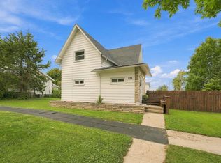 230 W Maple St, Waterloo, IN 46793