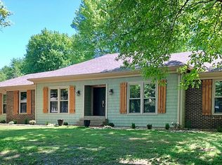 4207 Windy Oaks Rd, Louisville, KY 40241