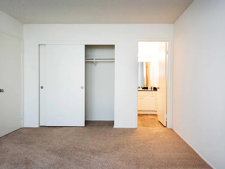Elan Shadowridge Meadows — Photo 14