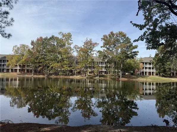148 E University Dr, Auburn, AL 36832