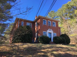 891 Martin Luther King Jr Blvd APT 6, Chapel Hill, NC 27514