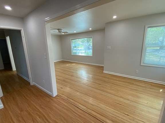 5th image of 143 Hollywood Ave