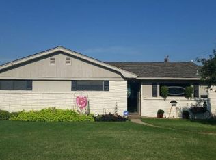 1819 Sunset Dr, Altus, OK 73521