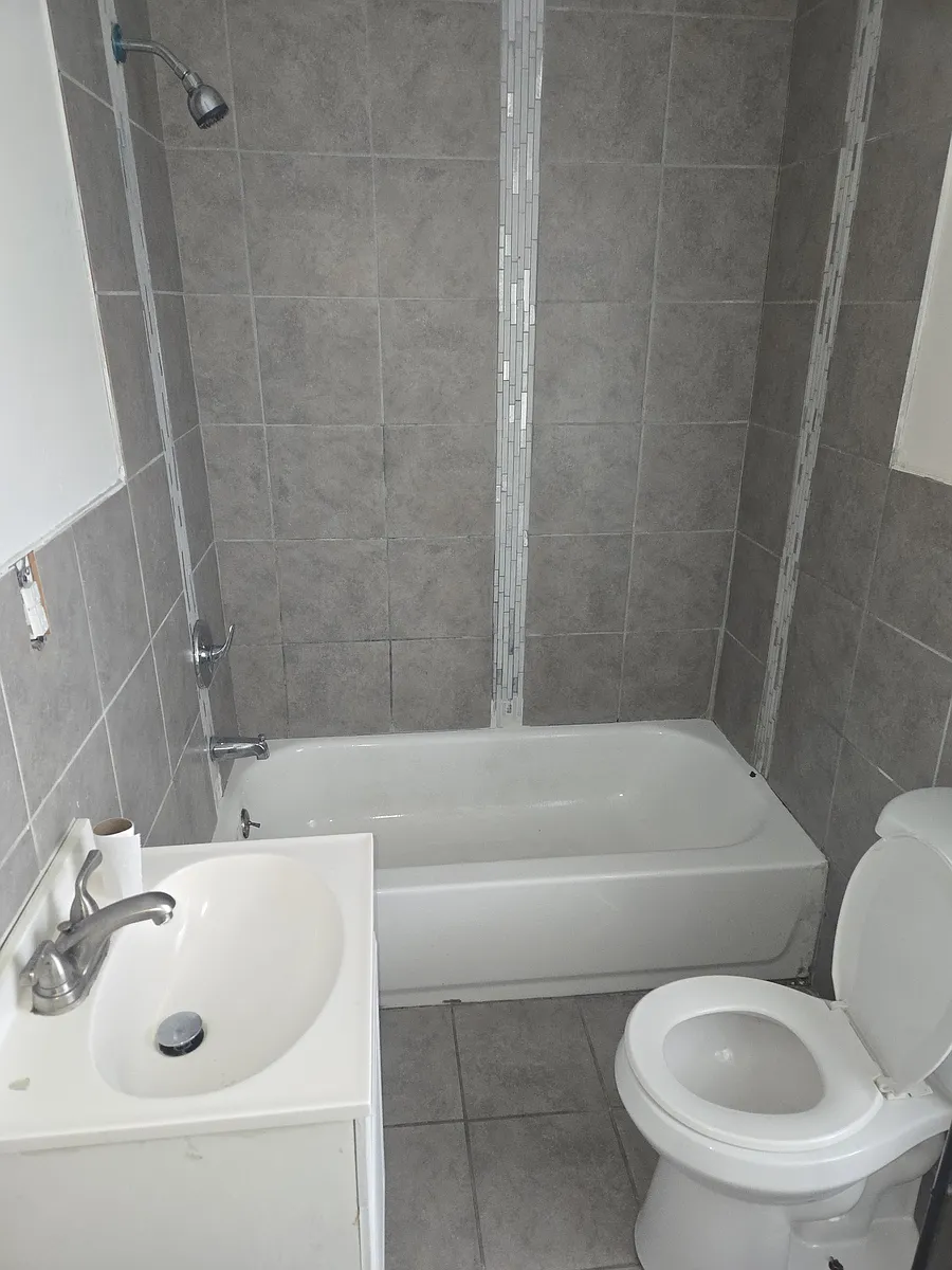 Building Photo - 4816 Westminster Ave #1