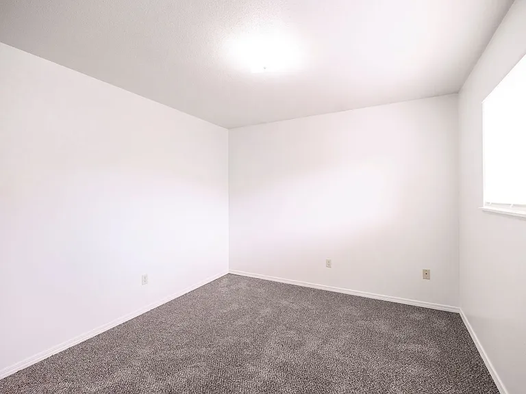 The Cardinal Apartments — Photo 26