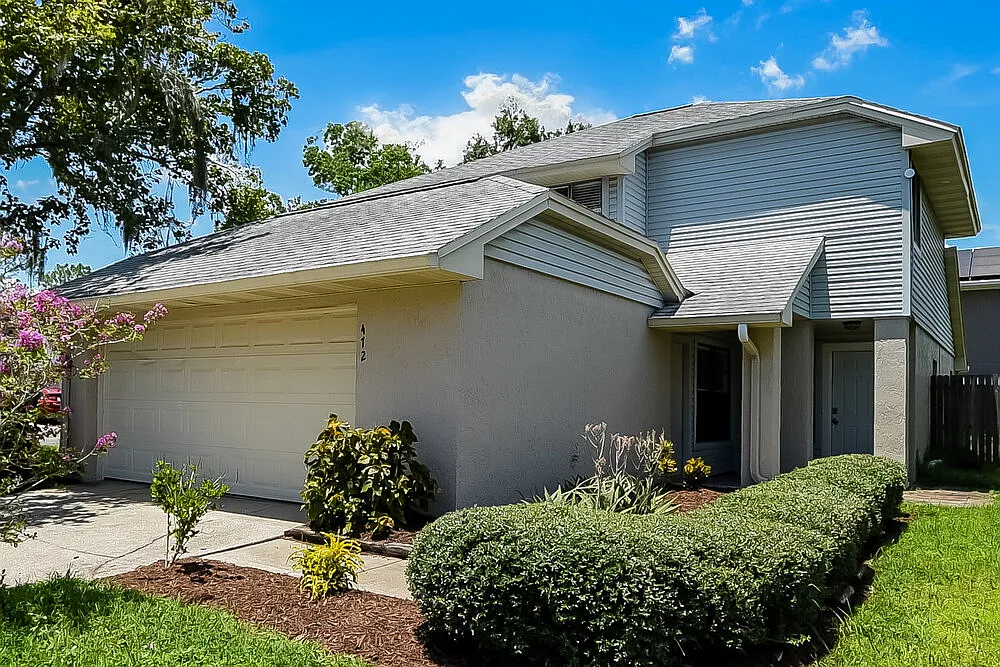 3 bed, 2.0 bath, 1660 sqft, $2,490 — Photo 4