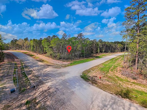 3rd image of 111 Rustic Ranch Dr