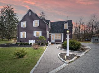 74 Baron De Hirsch Rd, Crompond, NY 10517