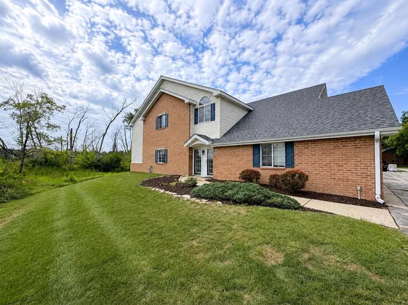 S77W19339 Lakewood DRIVE, Muskego, WI 53150