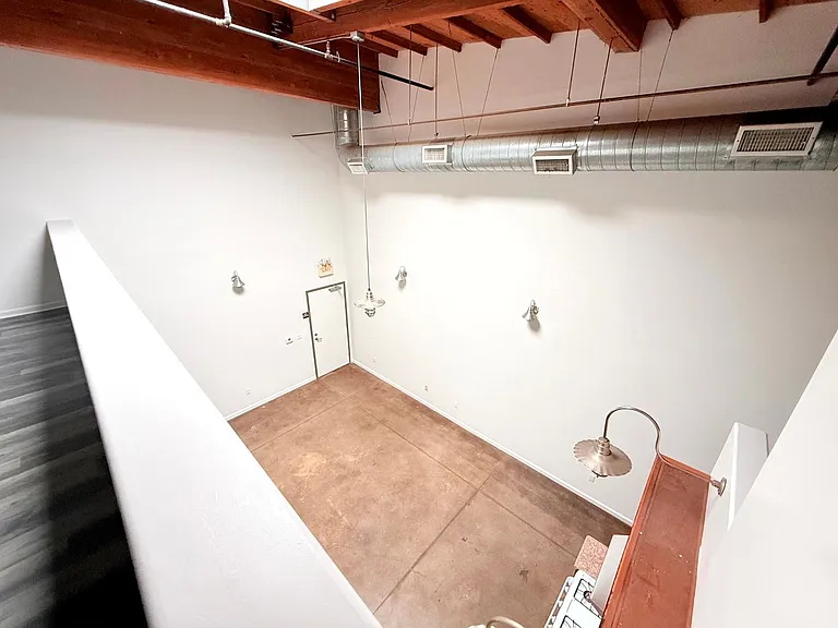 1734 N. Main St.,/ 633 Gibbons Street — Photo 29