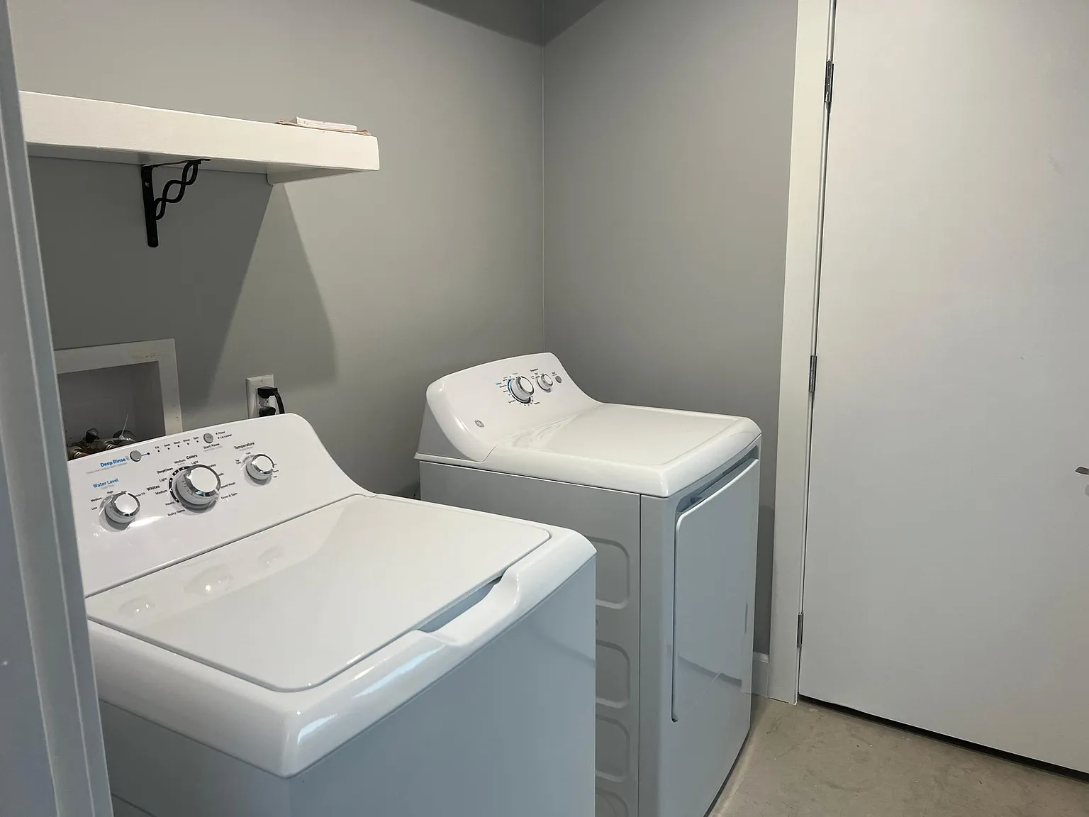 1 bed, 749 sqft, $3,100 — Photo 4