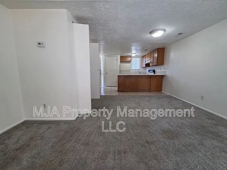 1149 W 1600 N — Photo 3