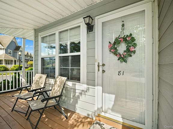 3rd image of 81 Sprucewood Boulevard