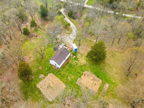 674 Massas Creek Rd, Jonesburg, MO 63351