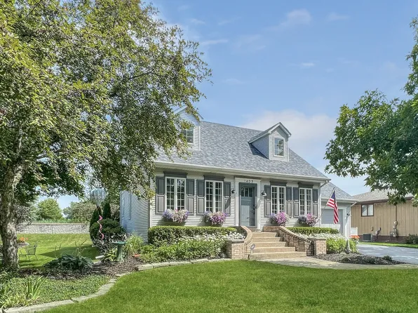 1403 River Dr, Munster, IN 46321