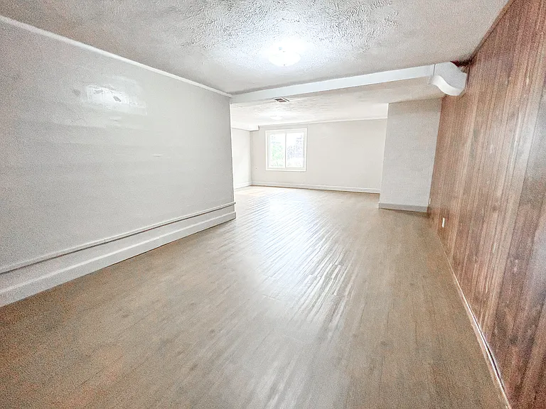 1550 Corina Dr SE — Photo 34