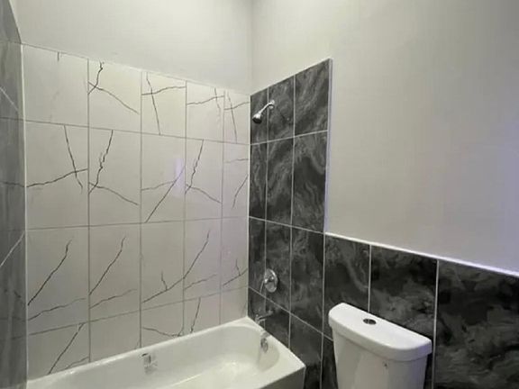 4th image of 683 15th Ave #3A