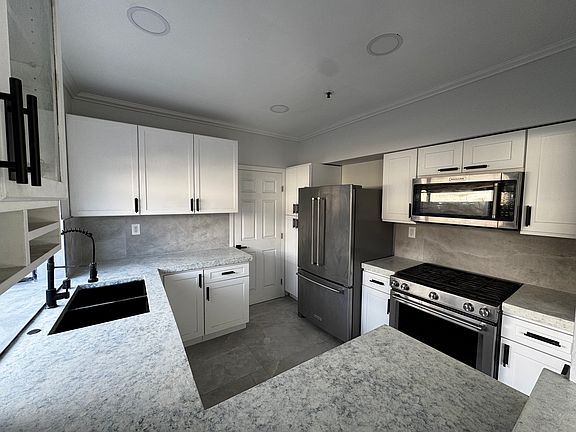 2nd image of 14404 Plummer St Unit 103