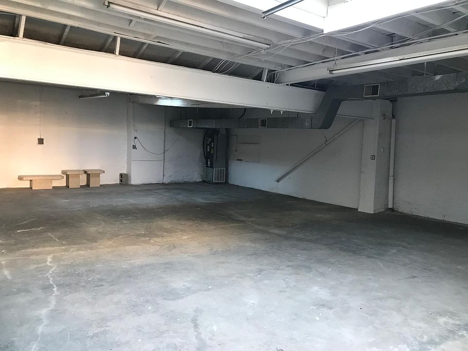 2nd image of 54 Madison St