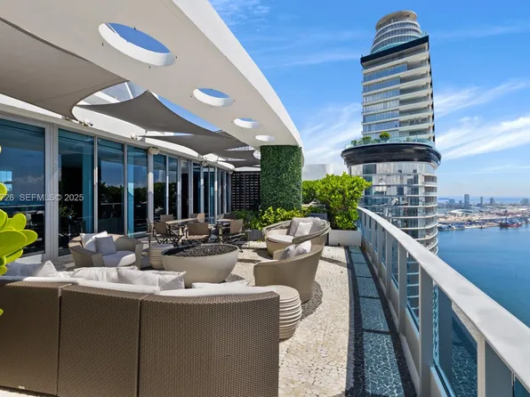 200 Biscayne Boulevard Way #Penthouse 5404, Miami, FL 33131