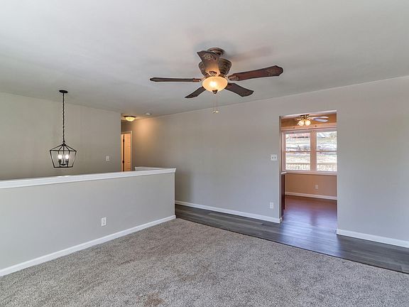 4th image of 5011 Jamestown Dr
