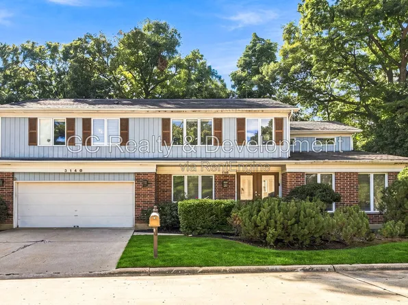 3148 Cottonwood Ct, Highland Park, IL 60035