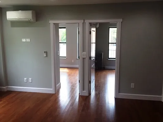 Rented by Rock Realty | media 27