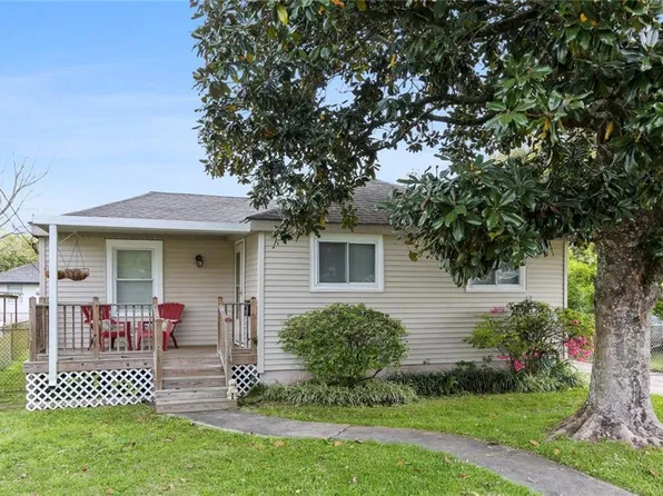 117 15th St, Bridge City, LA 70094